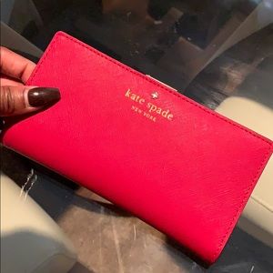 Kate Spade Wallet 🥰
